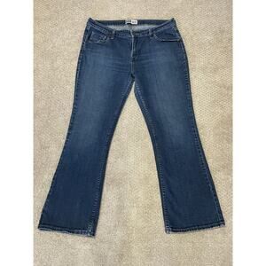 Vintage Levi’s 515 Bootcut Jeans Women Size 14M Waist 34 Short